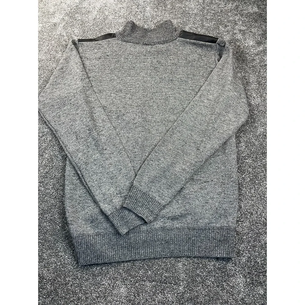 North Pole Sweater Mens M Quarter Zip Knit Gray/Black Suede Shoulder Pullover - Picture 9 of 9